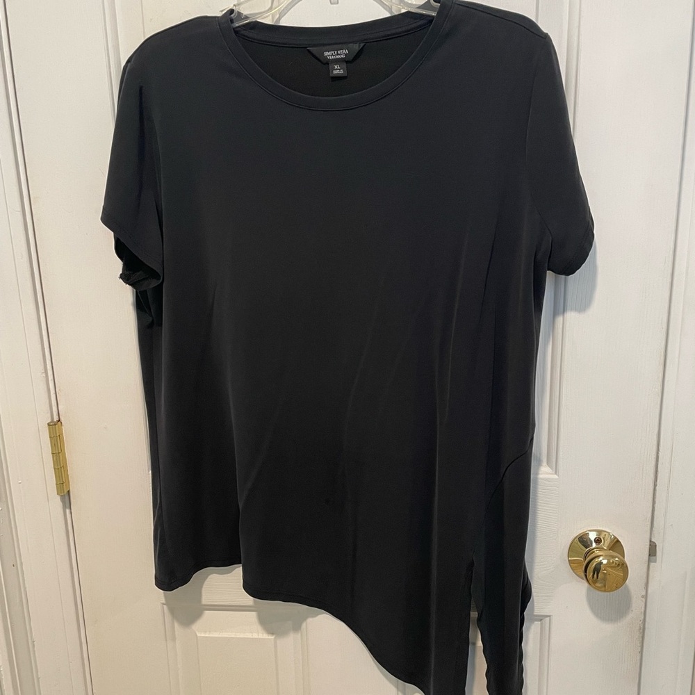 Vera Wang Charcoal Short Sleeve Top